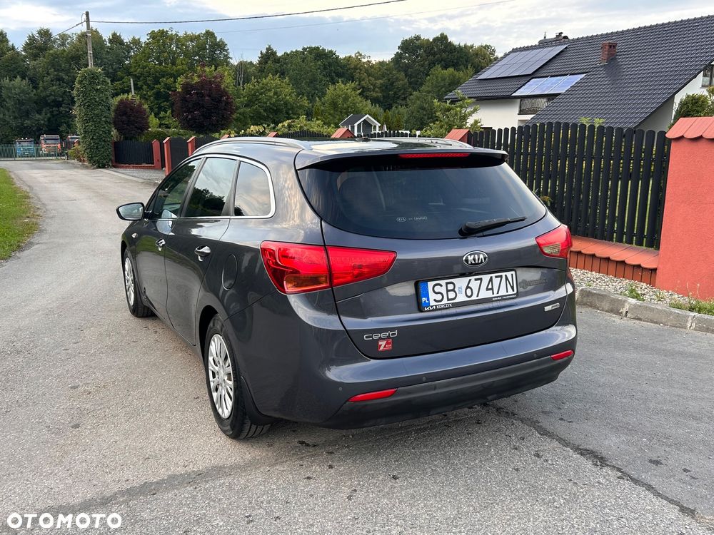 Kia Ceed 1.4 L - 3