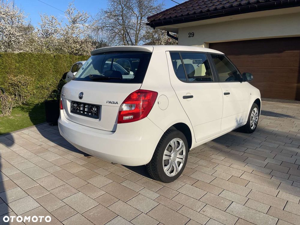 Skoda Fabia 1.2 HTP Easy - 3