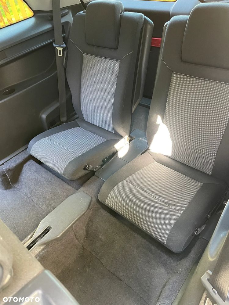 Opel Zafira 1.6 Enjoy - 9