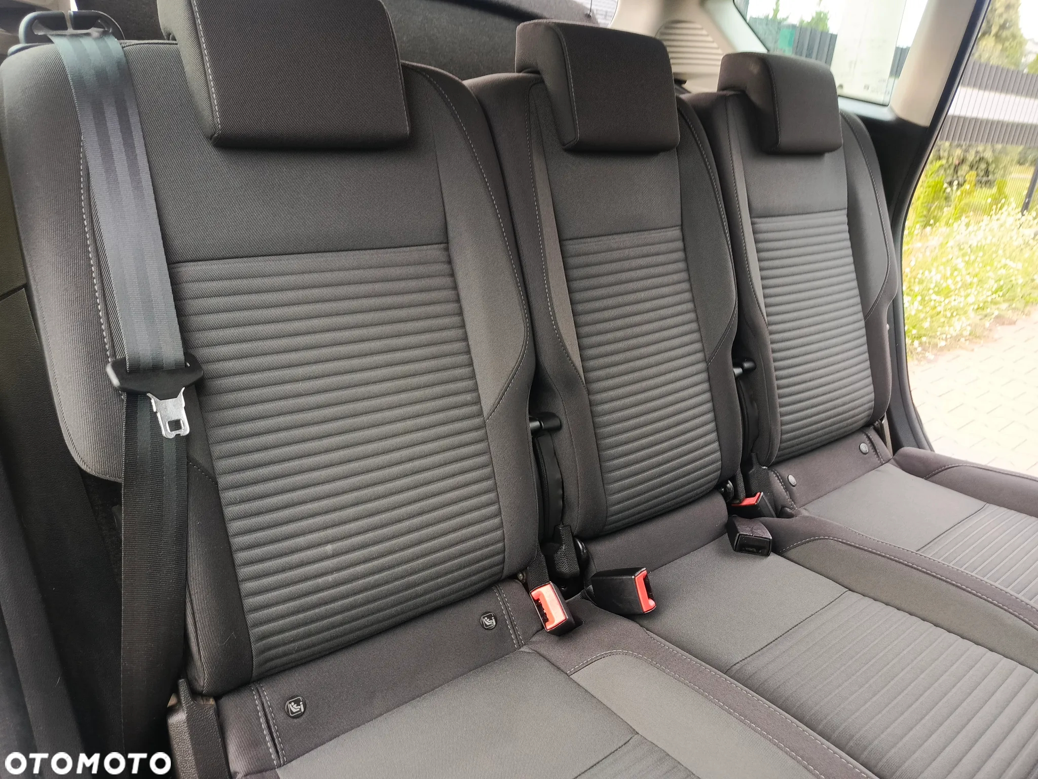 Ford C-MAX 1.0 EcoBoost Start-Stopp-System SYNC Edition - 17