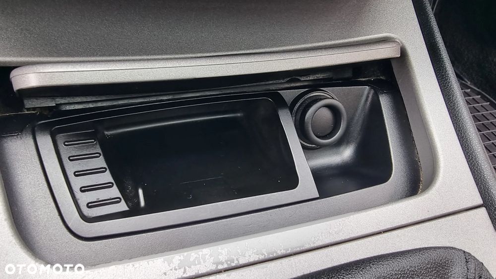 BMW Seria 1 118d - 27