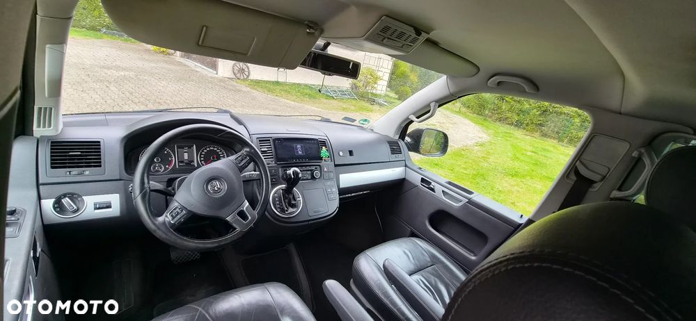 Volkswagen Multivan - 5