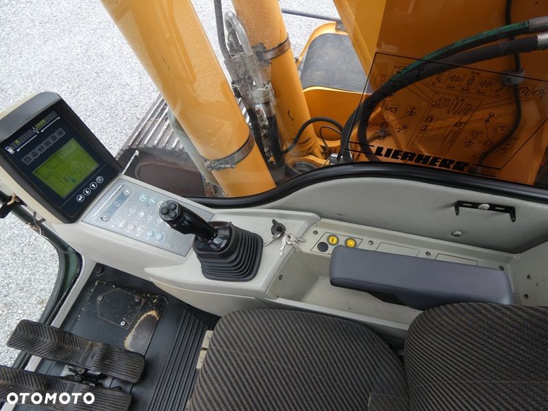 Liebherr R906LC BŁOTNIAK / Ładny Stan / Tylko 13.226mtg / - 12