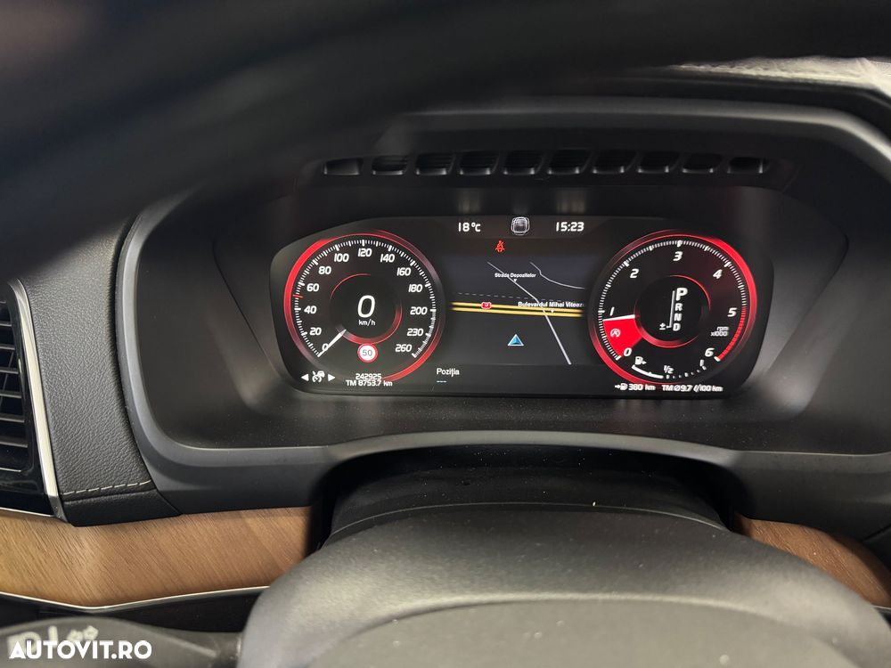 Volvo XC 90 D5 AWD Geartronic Inscription - 30