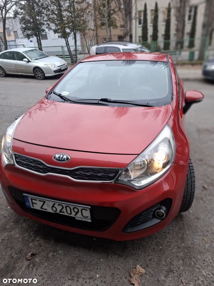 Kia Rio - 3