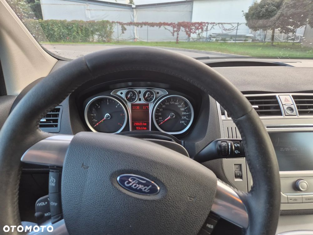 Ford Kuga 2.0 TDCi Trend - 14