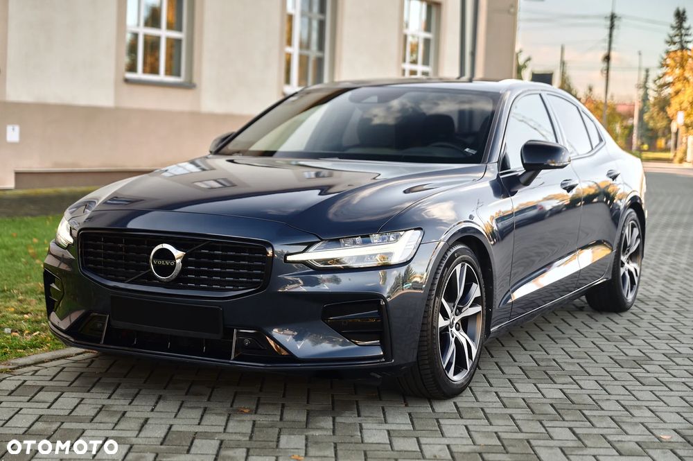 Volvo S60 B4 B R-Design - 12
