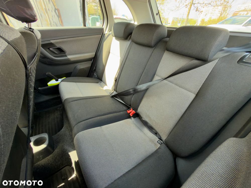 Skoda Fabia 1.2 TSI Family - 11