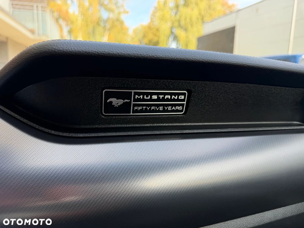 Ford Mustang 5.0 V8 GT - 17