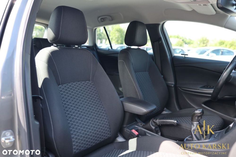 Opel Astra - 35