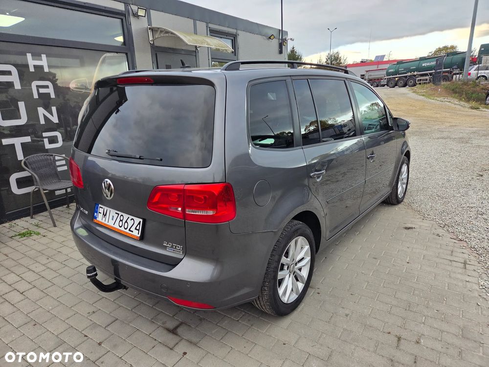 Volkswagen Touran 2.0 TDI DPF BlueMotion Technology Comfortline - 5