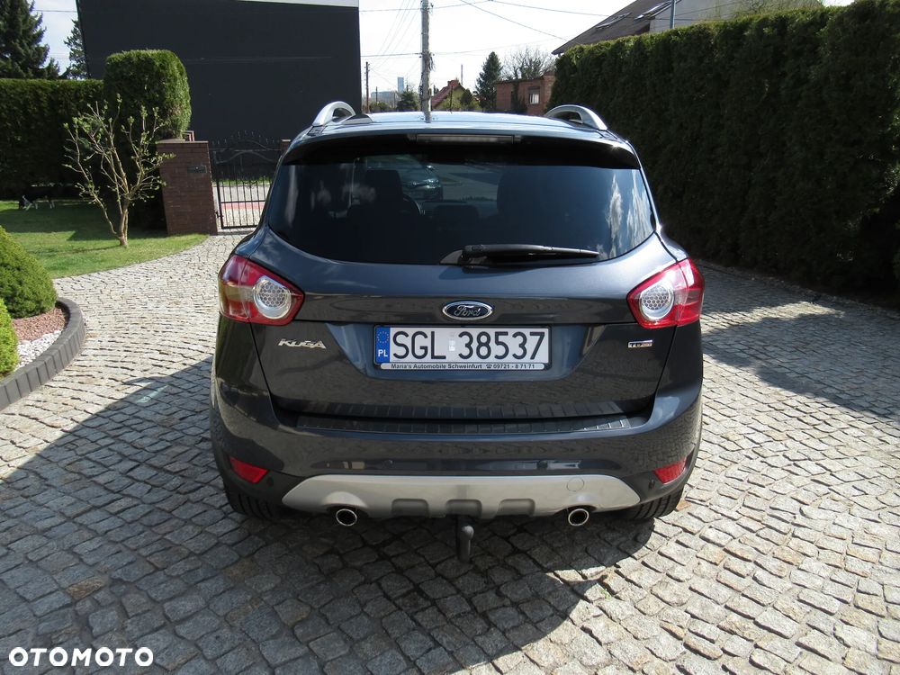 Ford Kuga 2.0 TDCi 2x4 Titanium - 12