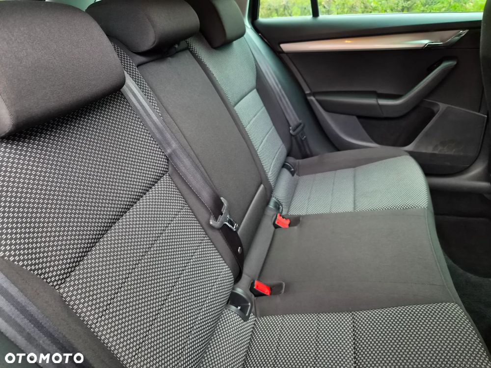 Skoda Octavia 1.4 TSI Ambition - 33