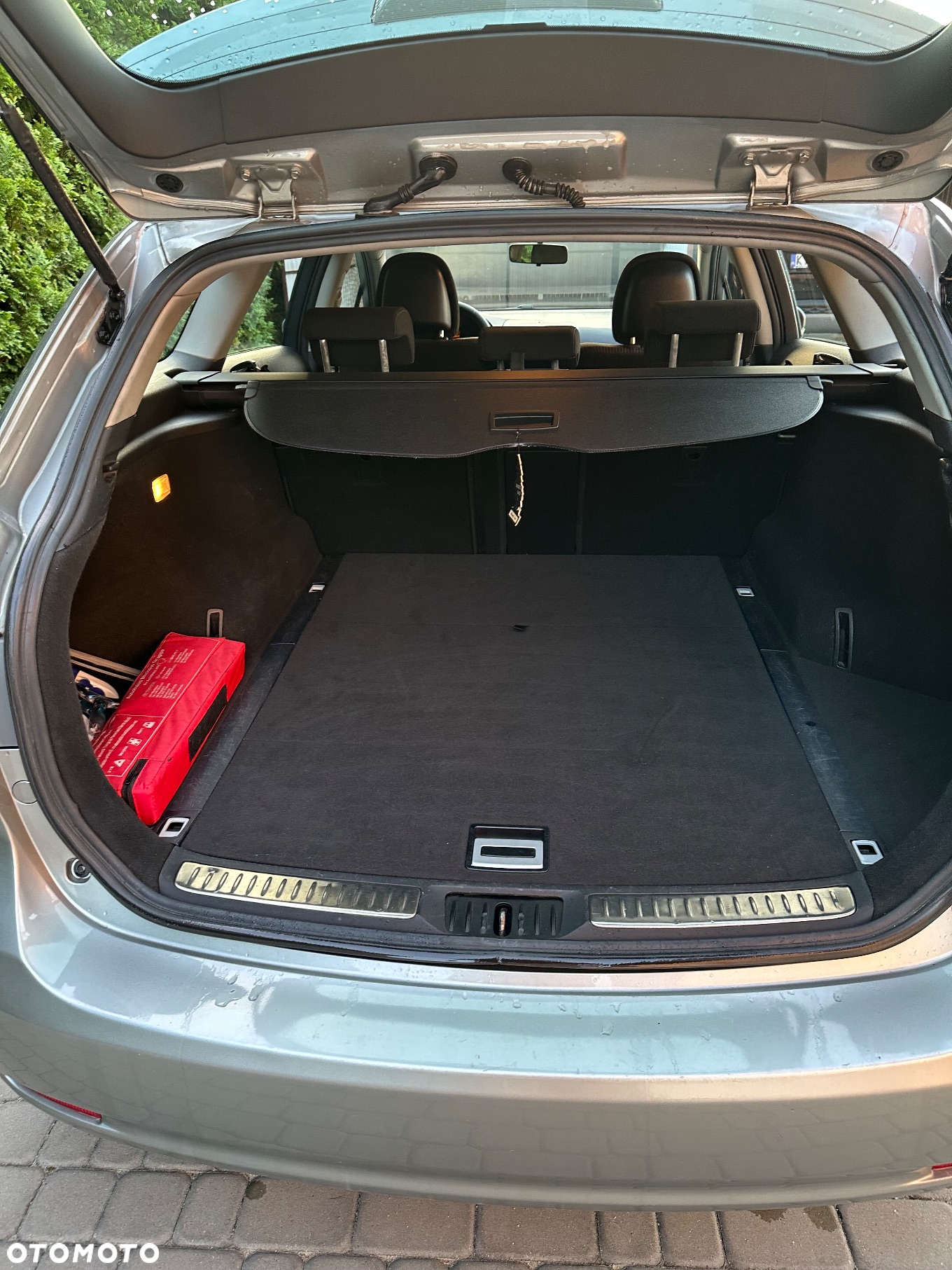 Toyota Avensis Combi 1.6 - 10