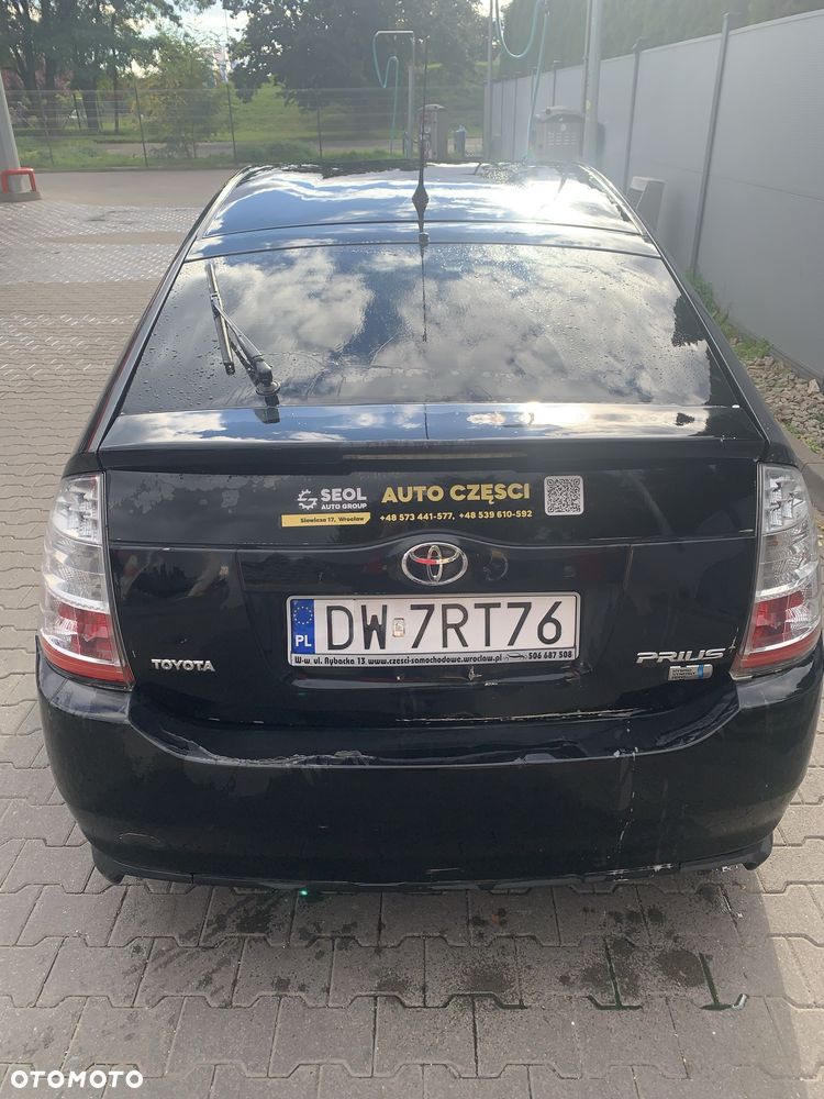 Toyota Prius - 5