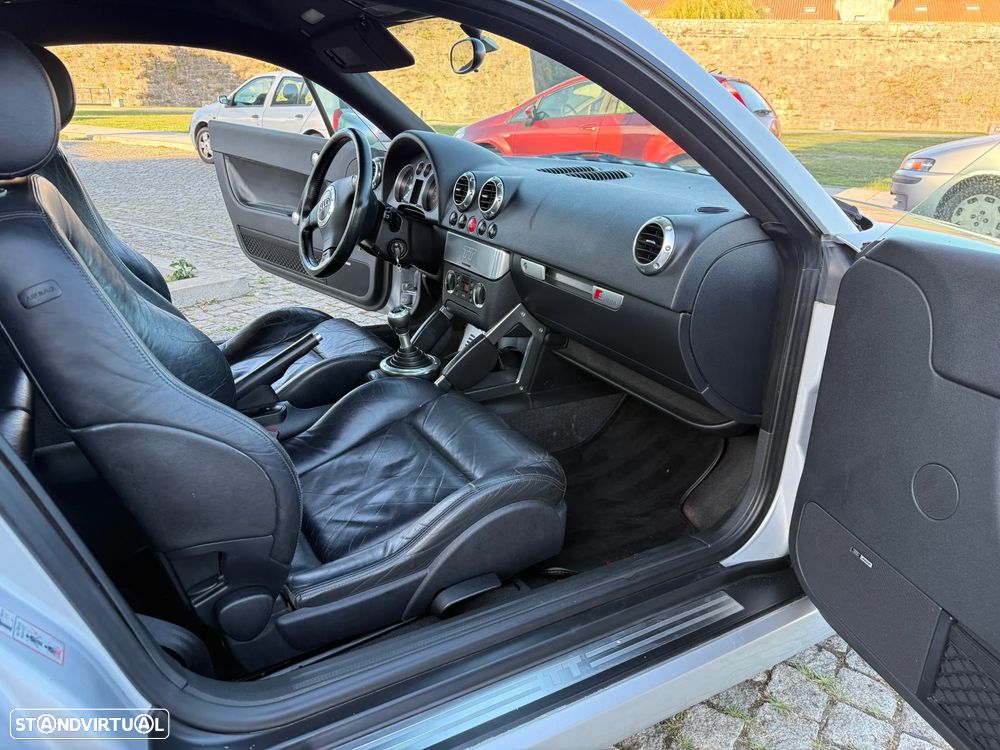 Audi TT Coupé 1.8 T S-line - 8