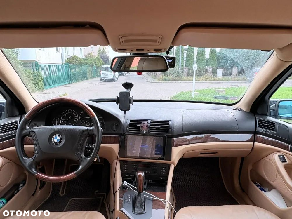 BMW Seria 5 - 17