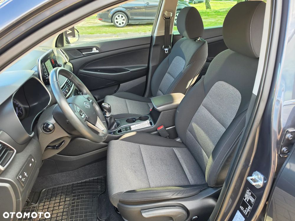 Hyundai Tucson blue 1.6 CRDi 2WD Pure - 17