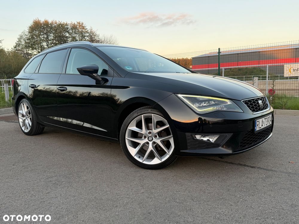 Seat Leon 2015 photo 2