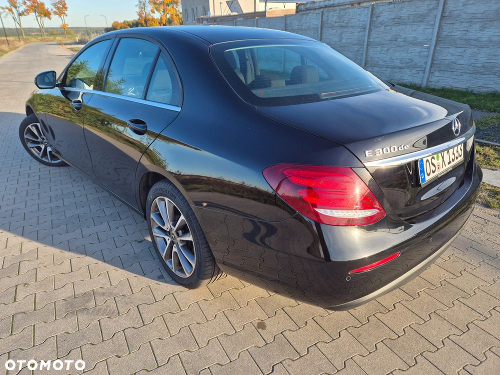 Mercedes-Benz Klasa E 300 de PHEV Exclusive 9G-Tronic - 18