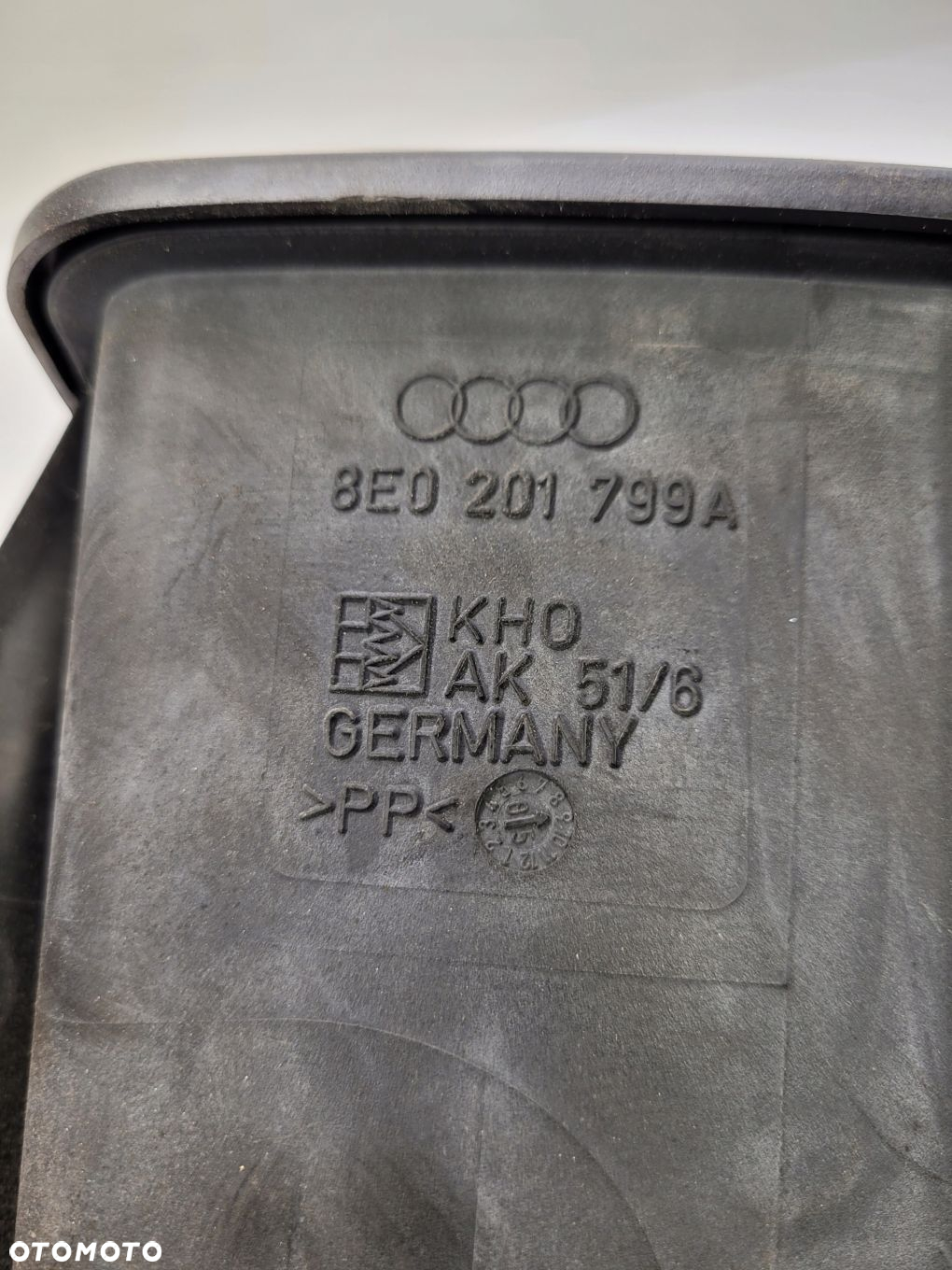 FILTR WĘGLOWY AUDI A4 B7 A6 C6 2.0 TFSI 8E0201799A - 5