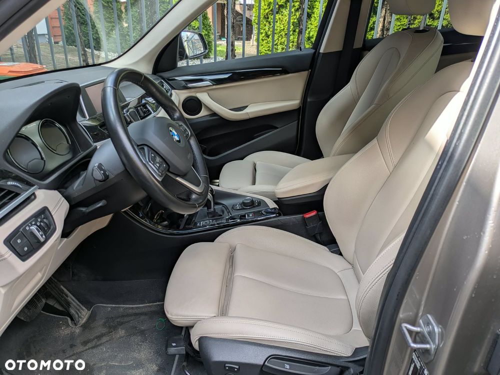 BMW X1 sDrive18i - 9