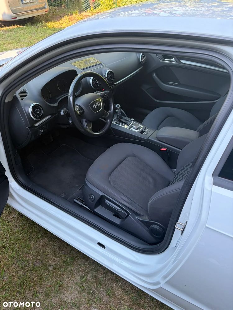 Audi A3 3-drzwiowe 1.4 TFSI S tronic Ambiente - 14