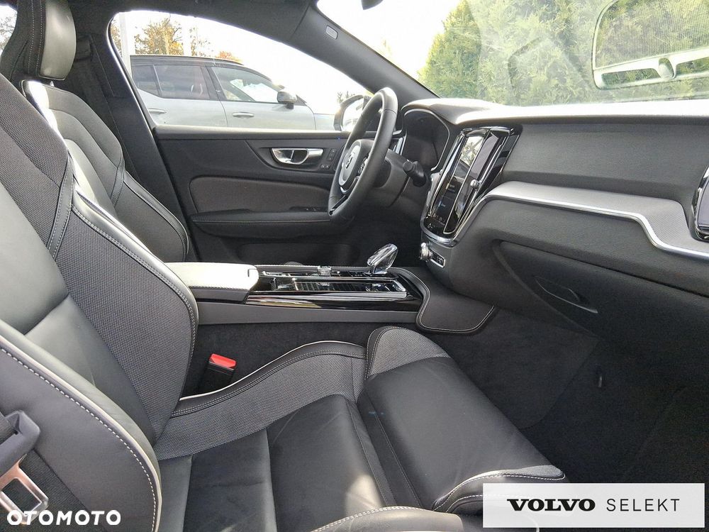 Volvo S60 - 11