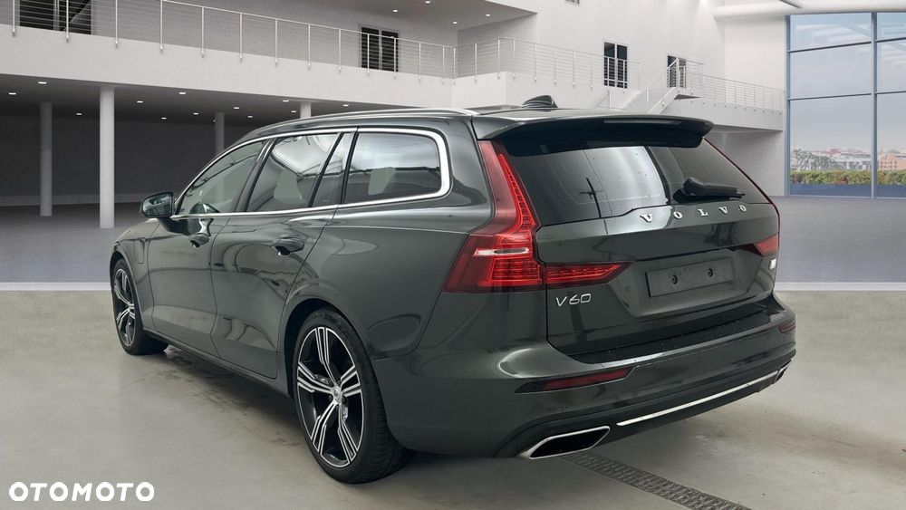 Volvo V60 2021 photo 5