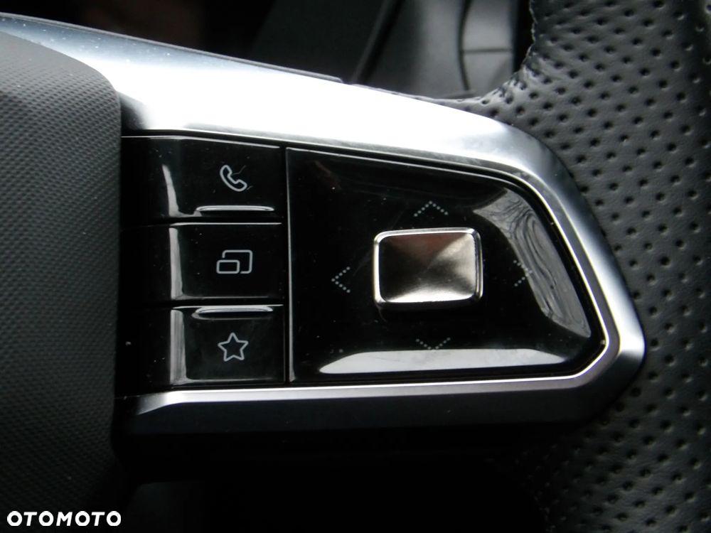 MG ZS 1.5 HEV+ Exclusive - 22