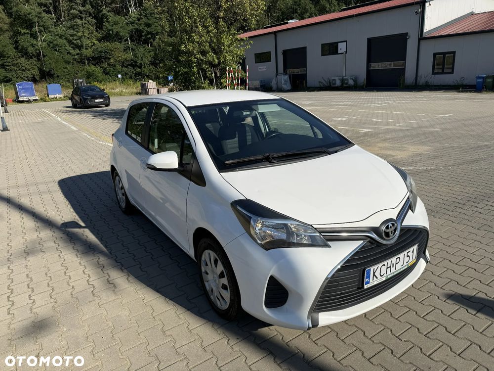 Toyota Yaris 1.33 Premium - 3