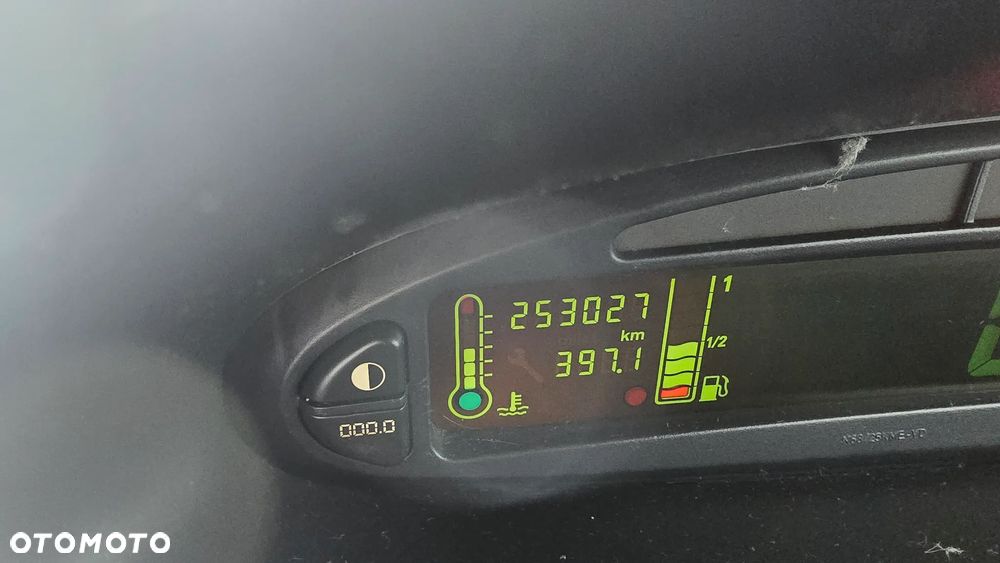 Citroën Xsara Picasso 1.8i Confort - 5