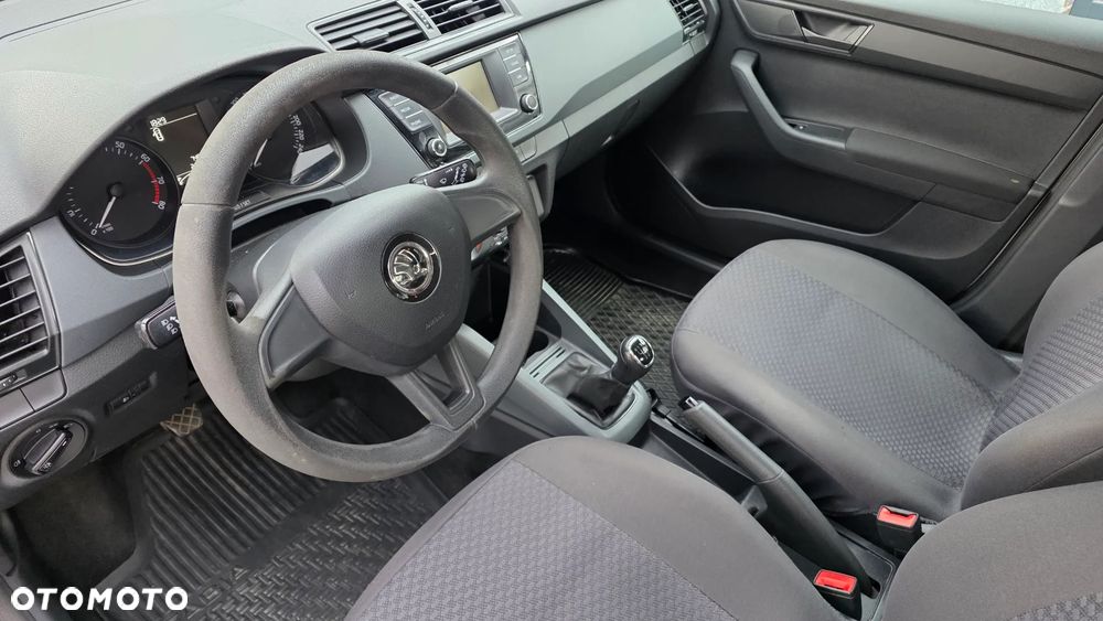 Skoda Fabia 1.0 TSI Active - 14