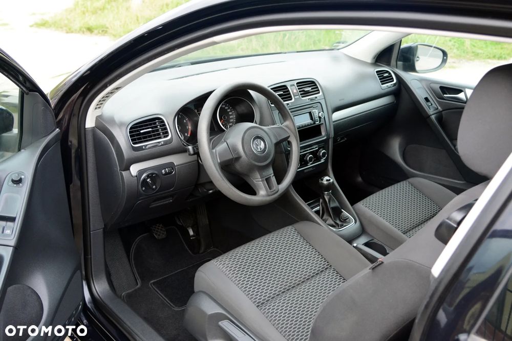 Volkswagen Golf 1.6 Team - 11
