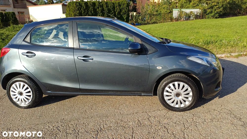 Mazda 2 1.3 Exclusive - 24