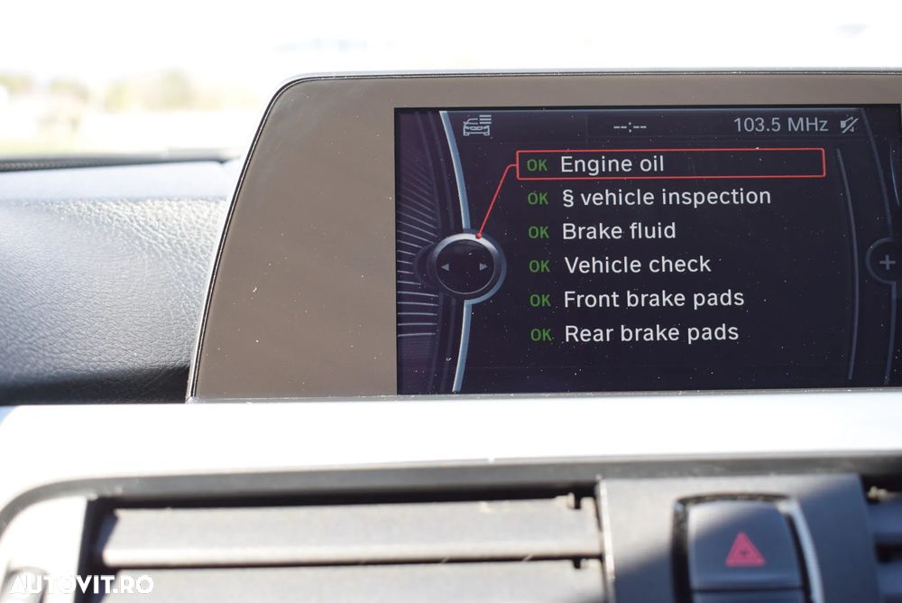 BMW Seria 5 520d Sport-Aut. - 26