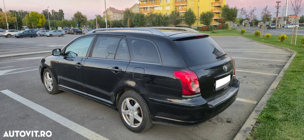 Toyota Avensis 2.2 D-4D Station Wagon Sol - 5