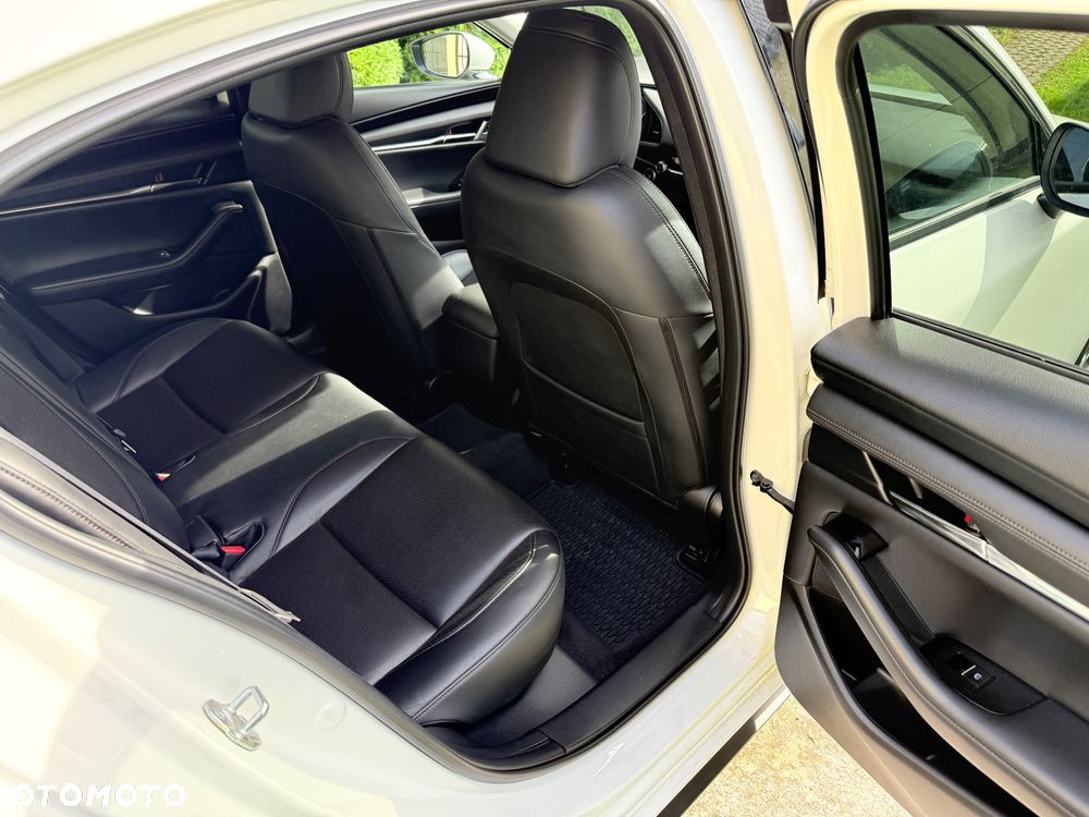 Mazda 3 - 17