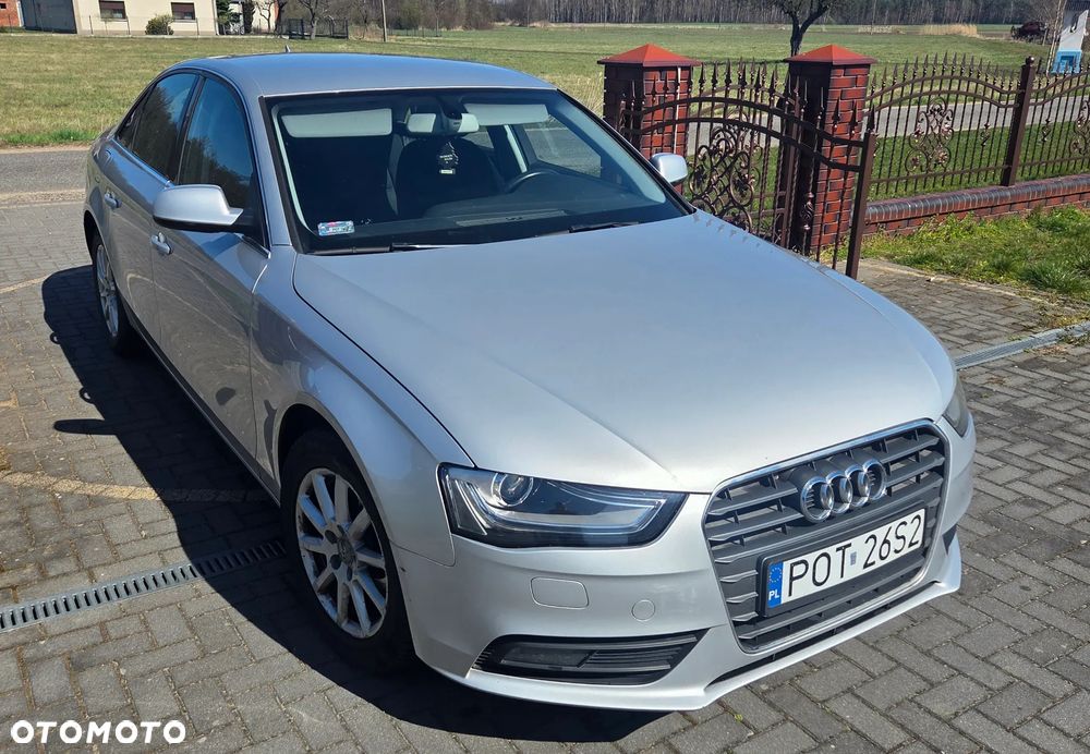 Audi A4 Limousine 2.0 TDI DPF multitronic Ambiente - 3