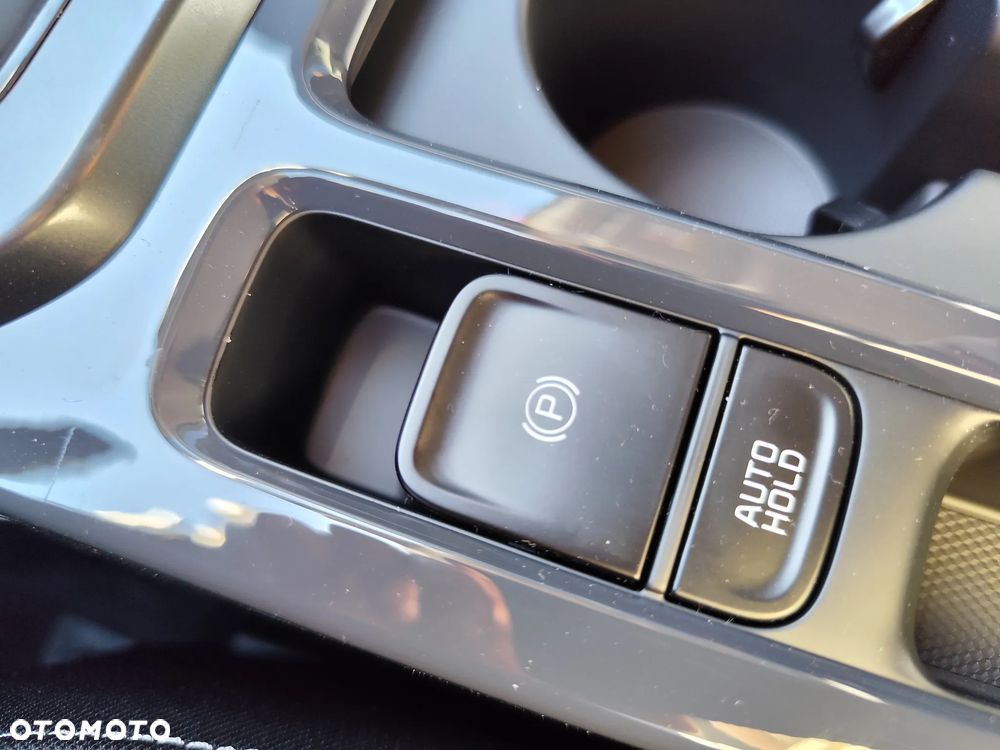Kia XCeed 1.6 T-GDI M DCT - 24