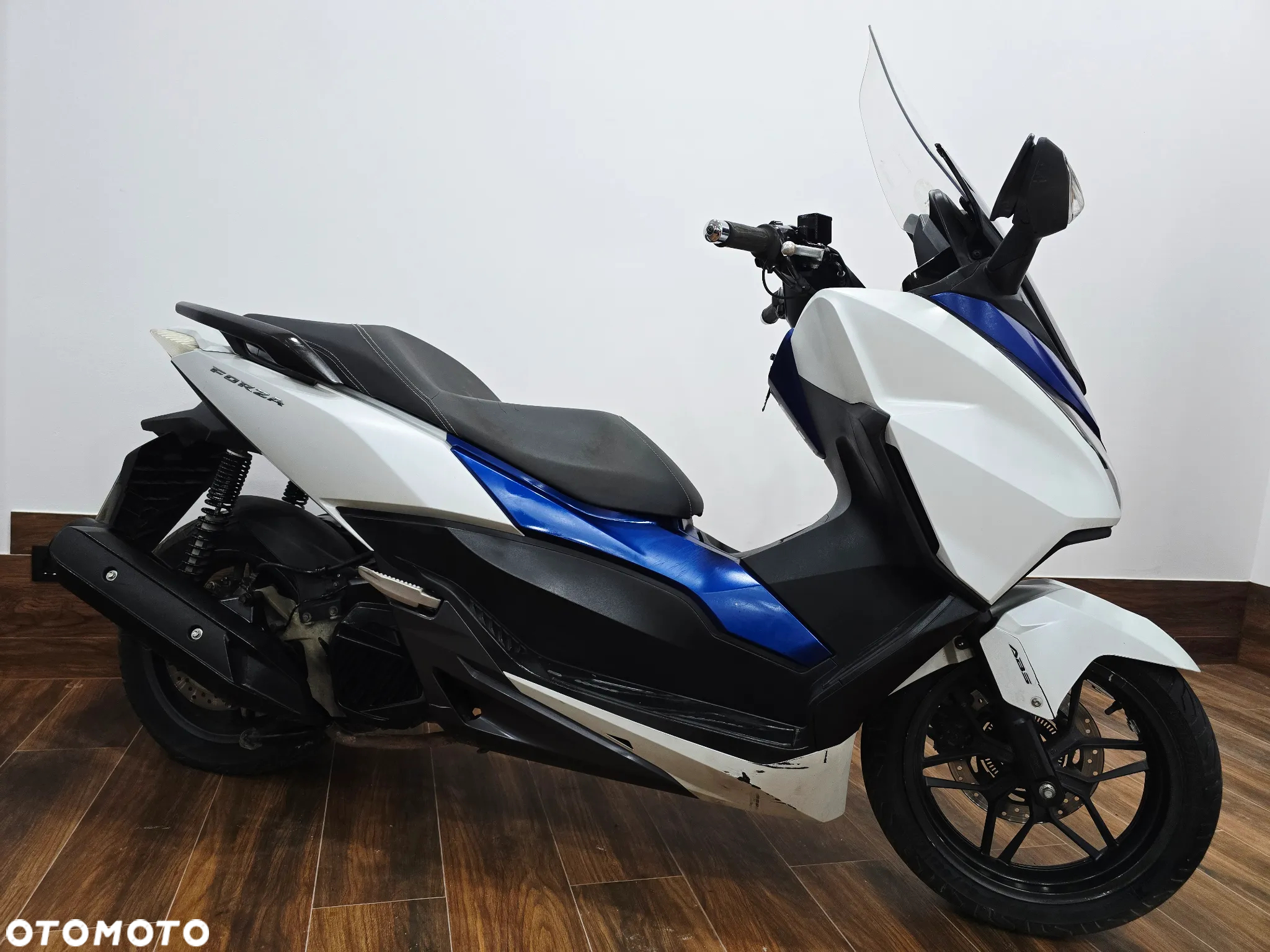 Honda NSS - 29
