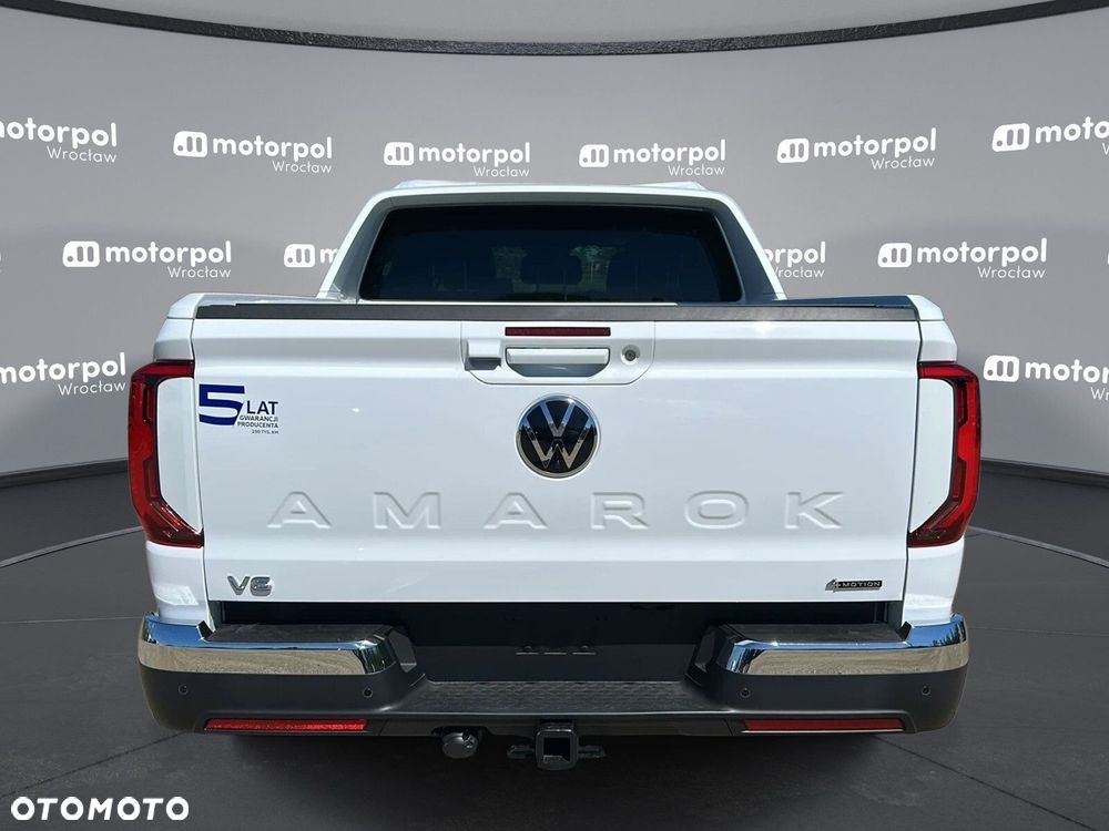 Volkswagen Amarok - 8