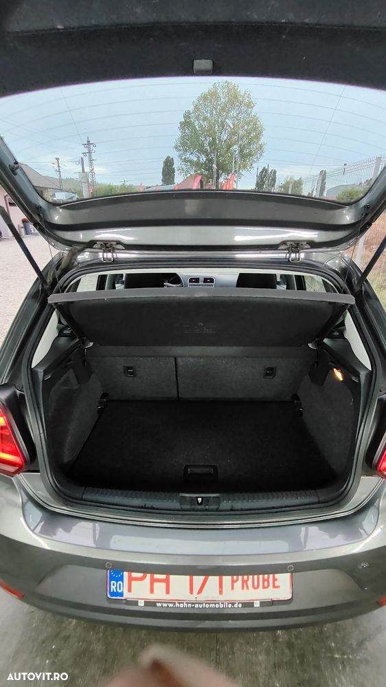 Volkswagen Polo - 11