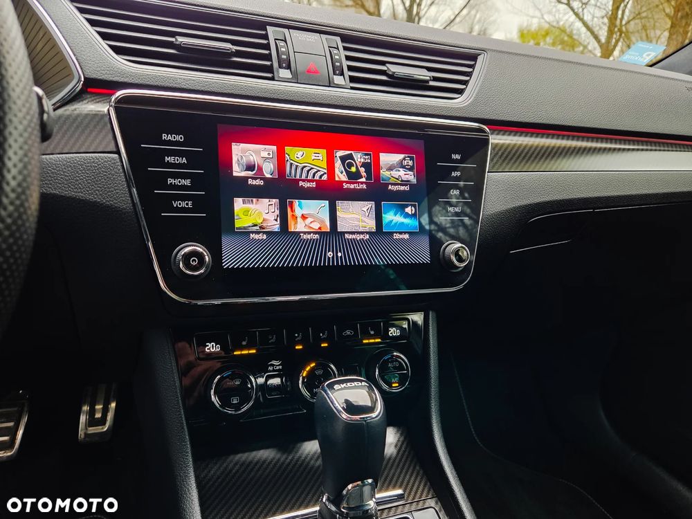 Skoda Superb 2.0 TDI SCR Sportline DSG - 36