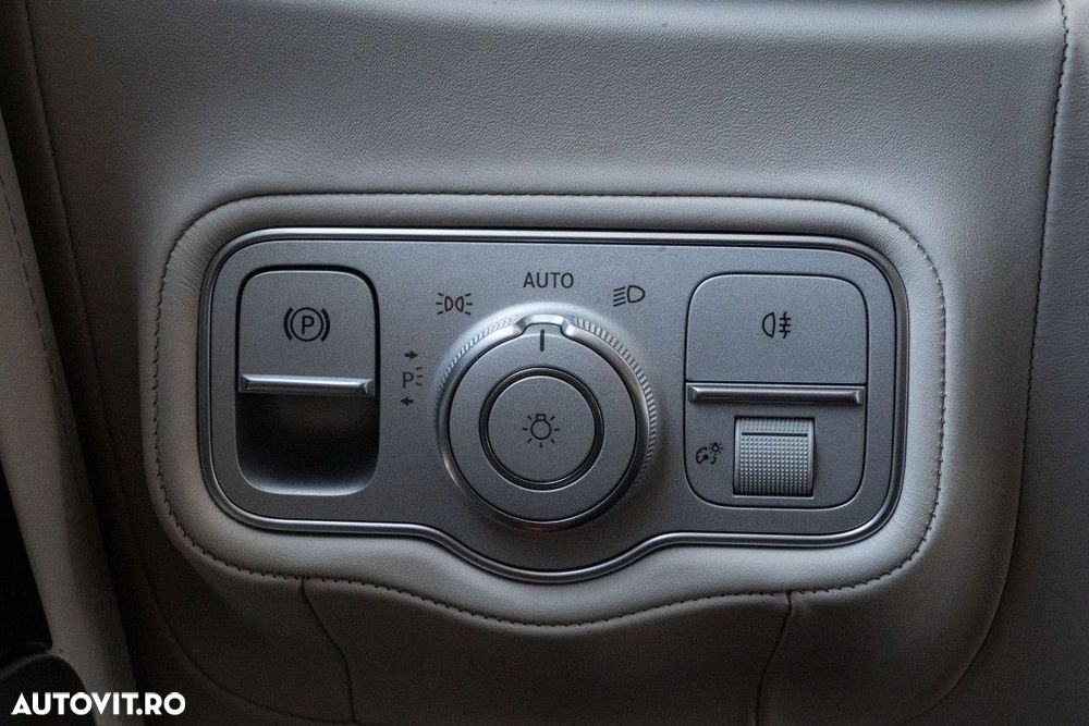 Mercedes-Benz G - 32