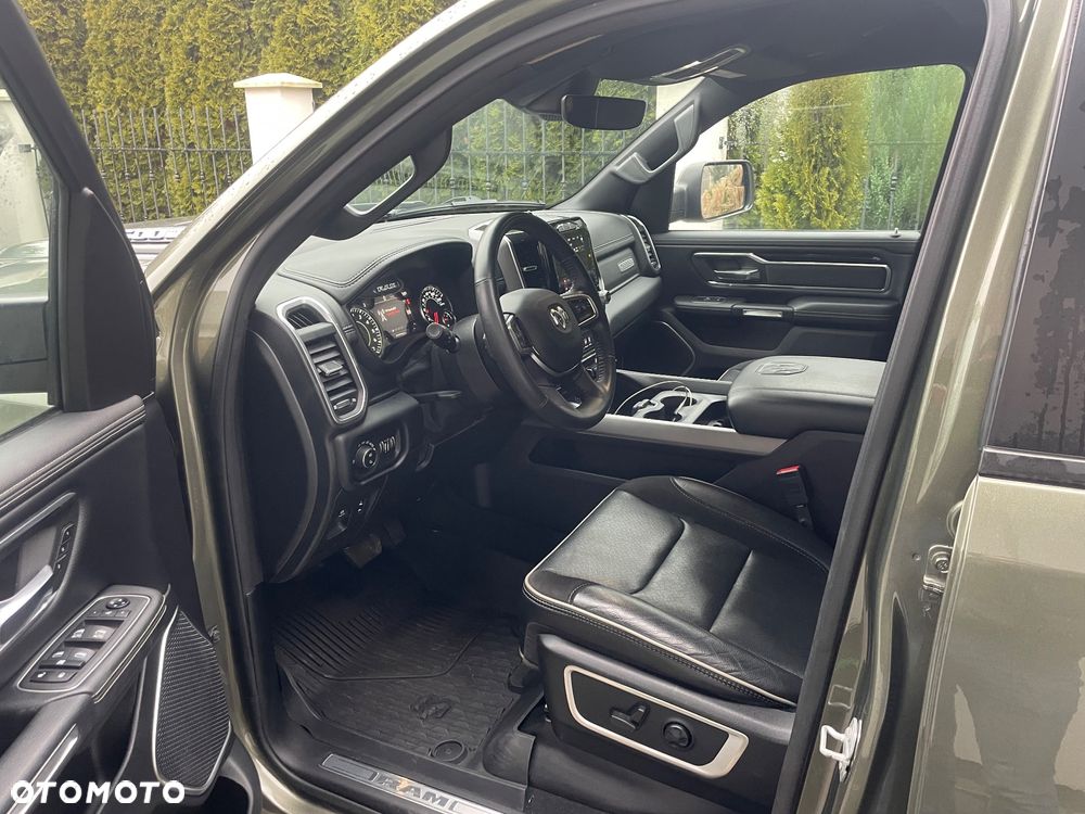 RAM 1500 5.7 Crew Cab Laramie - 6