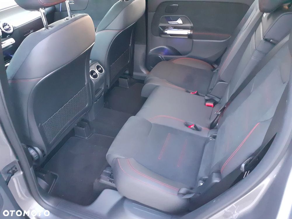 Mercedes-Benz GLB 200 AMG Line 7G-DCT - 19