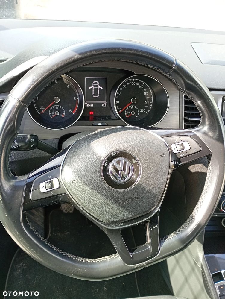 Volkswagen Golf Sportsvan ver-1-6-tdi-bluemotion-comfortline - 10