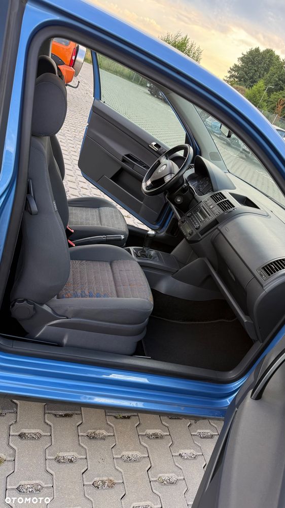 Volkswagen Polo 1.4 TDI Comfortline - 11