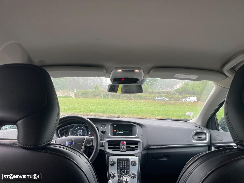 Volvo V40 Cross Country - 5